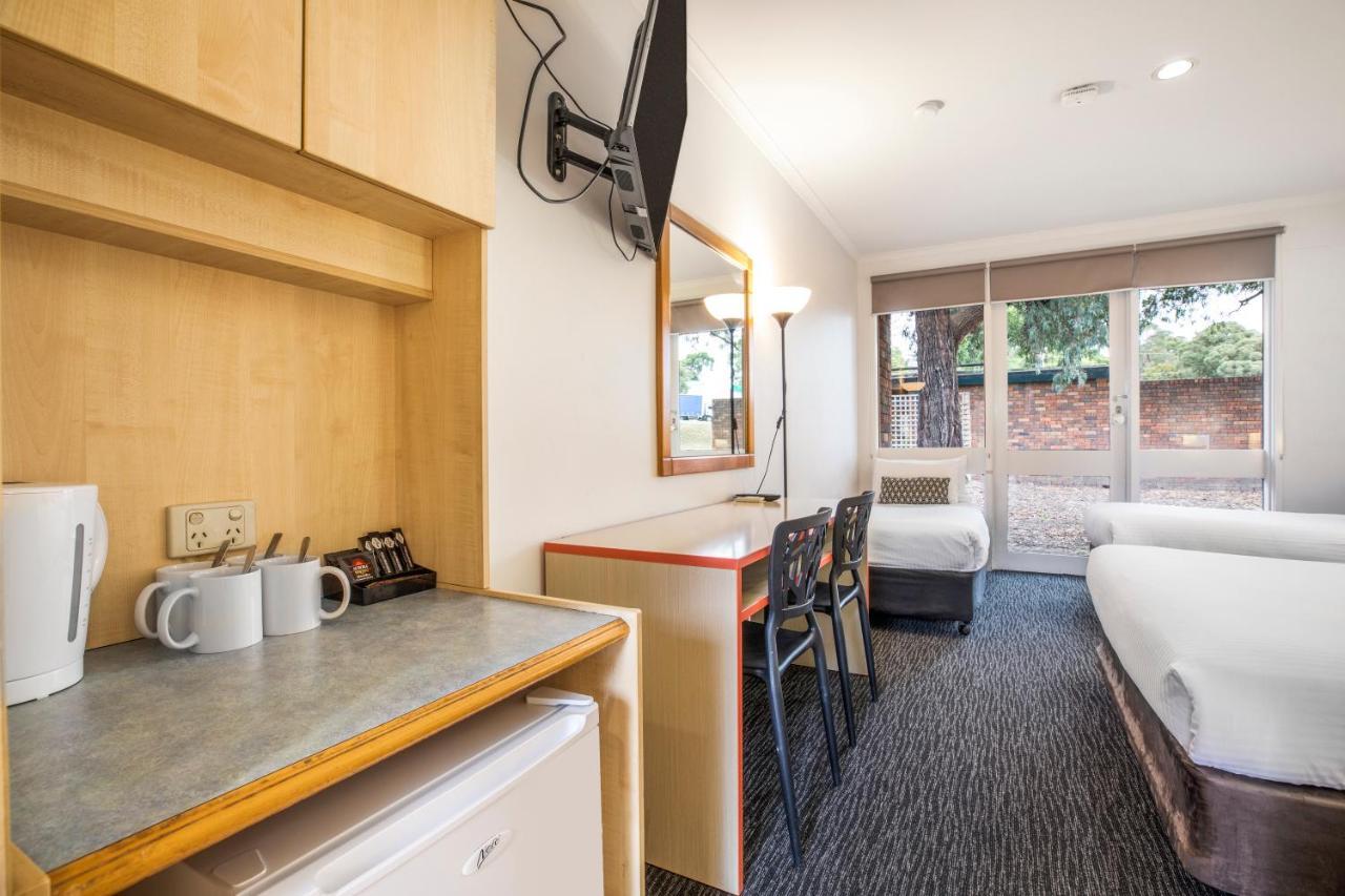 Burvale Hotel Nunawading Buitenkant foto