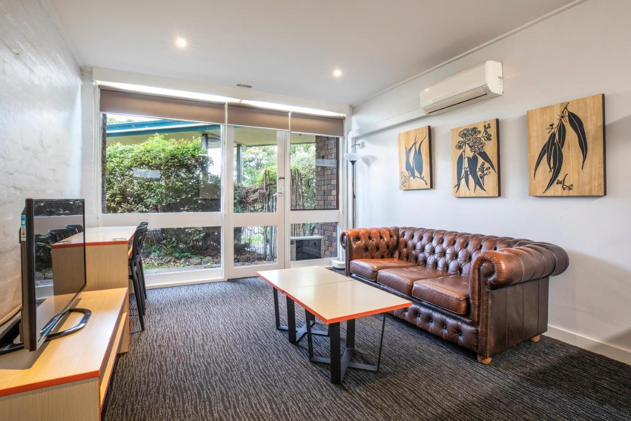Burvale Hotel Nunawading Buitenkant foto