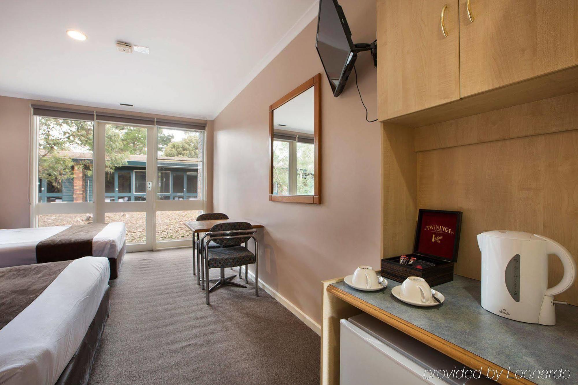 Burvale Hotel Nunawading Buitenkant foto