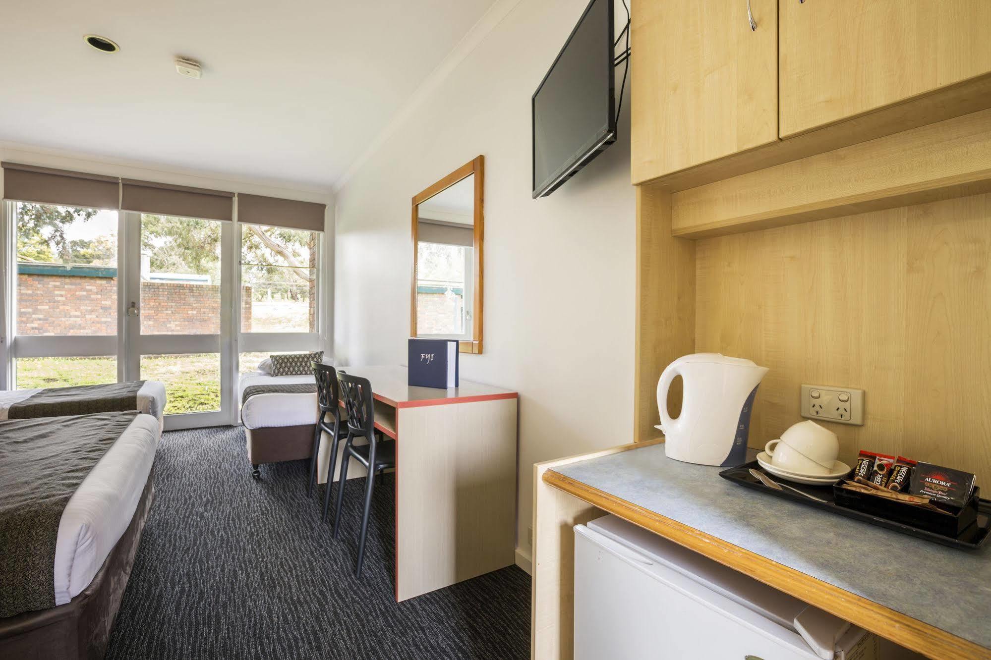 Burvale Hotel Nunawading Buitenkant foto